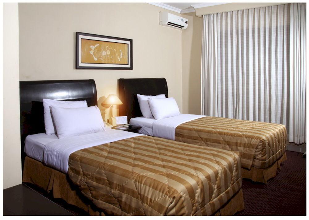 ג'קרטה Capital O 534 Sriwijaya Hotel מראה חיצוני תמונה