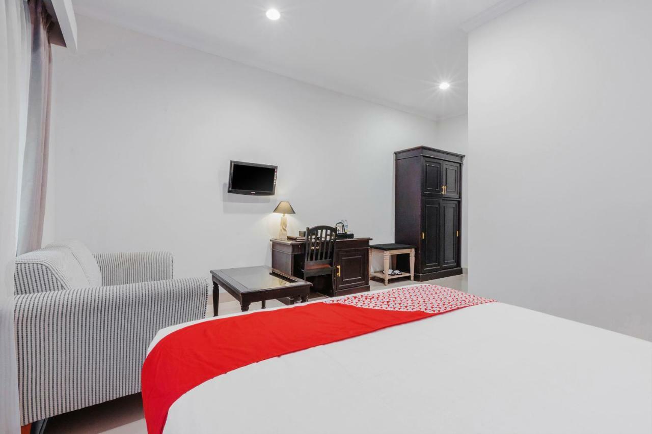 ג'קרטה Capital O 534 Sriwijaya Hotel מראה חיצוני תמונה