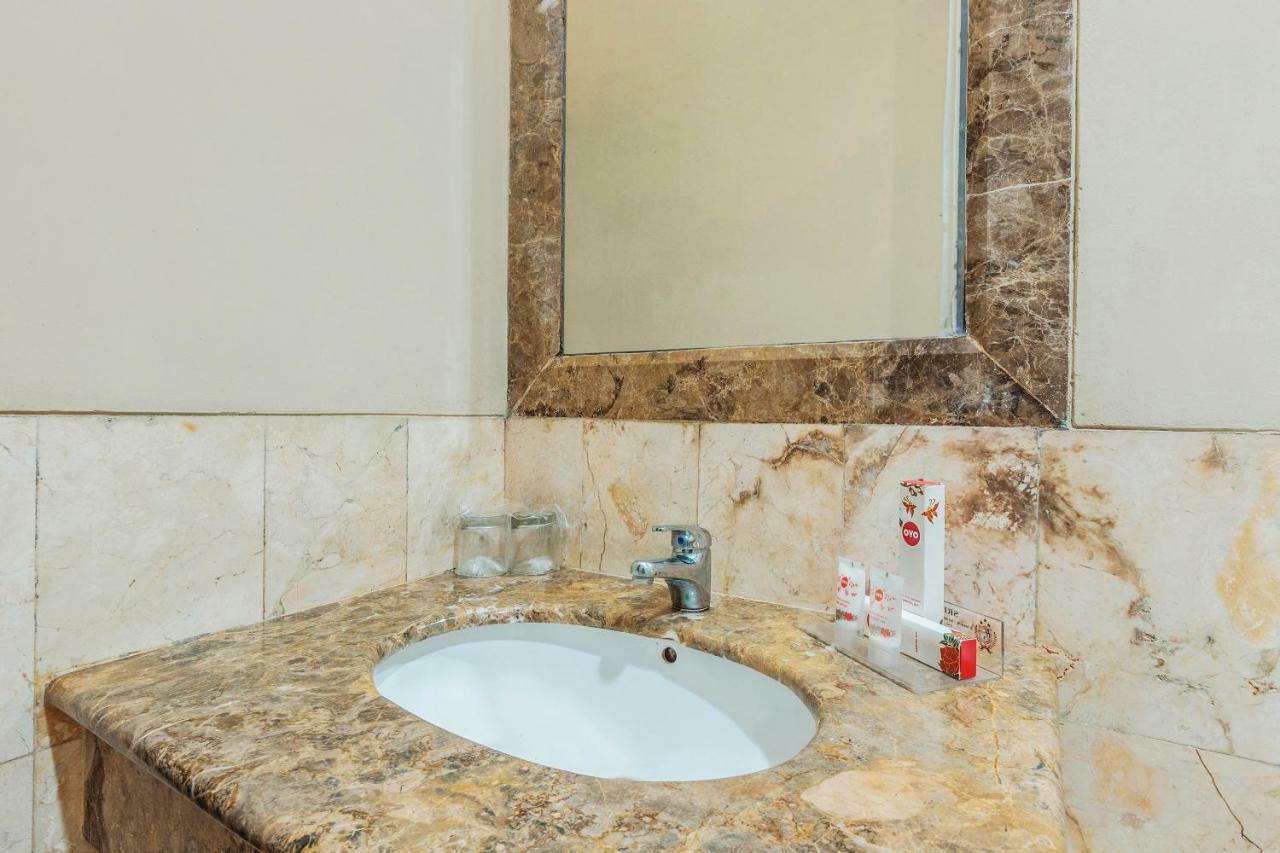ג'קרטה Capital O 534 Sriwijaya Hotel מראה חיצוני תמונה